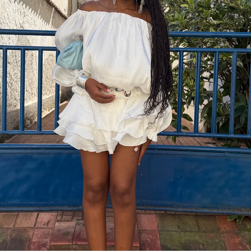 White Tiered Ruffle Women's Shorts - Elegant Off-Shoulder Set